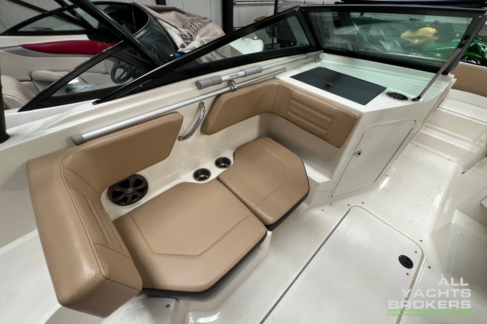 Sea Ray SPX 190 OB — foto 10 van 12