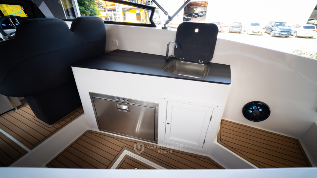 Maxima 800 Cabin | 250PK Honda | Direct leverbaar! — foto 16 van 24