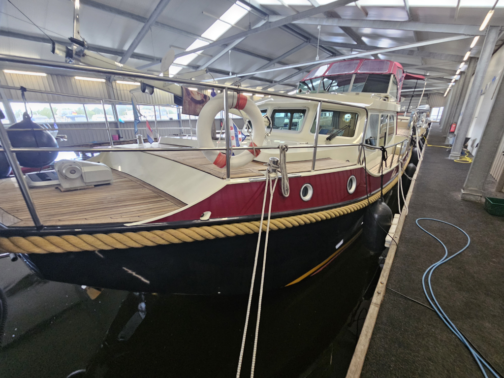Linssen 380 AC — foto 47 van 47