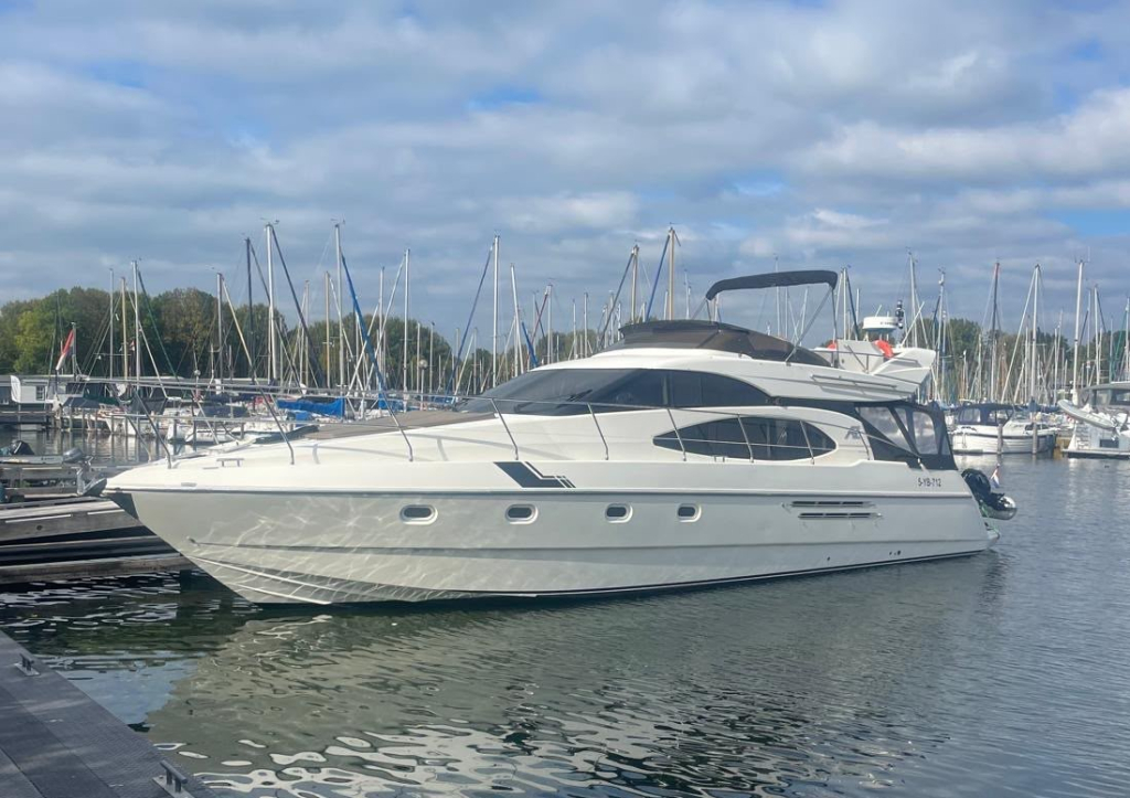 Azimut 50 FLY — foto 49 van 56