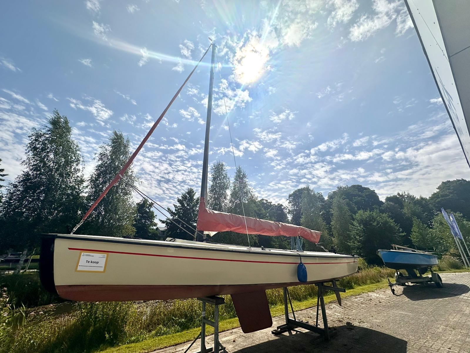 Polyvalk Open zeilboot — foto 1 van 5