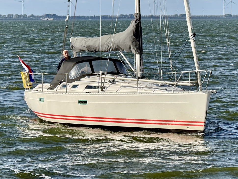 Jeanneau Sun Fast 36 — foto 11 van 12