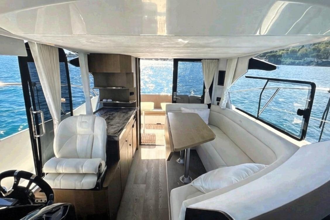 Galeon 360 Fly — foto 5 van 14