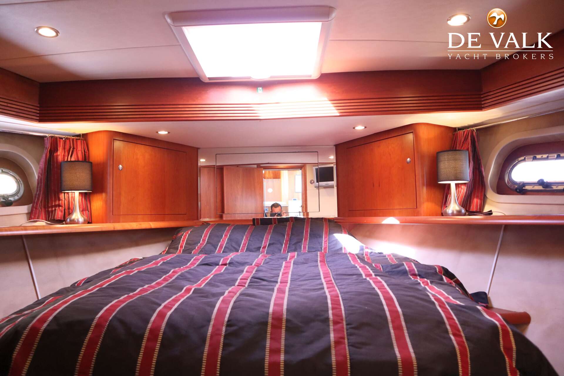 Van der Valk Continental 15.50 FR — foto 35 van 42