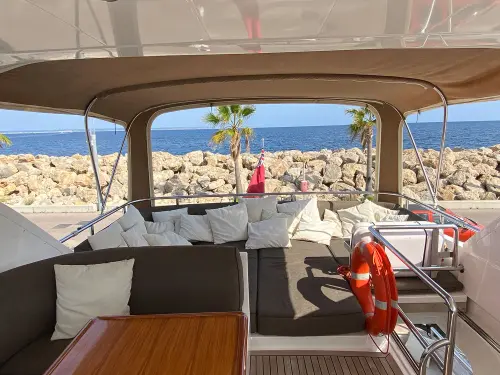 Elegance 68 Hardtop - MIO MAR - BluYachting — foto 4 van 12
