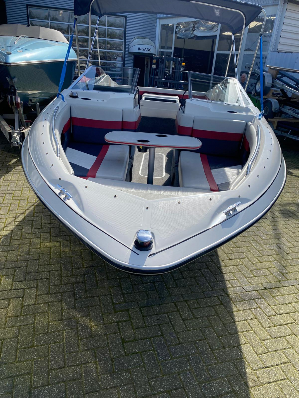 Bayliner Capri Bowrider — foto 11 van 14
