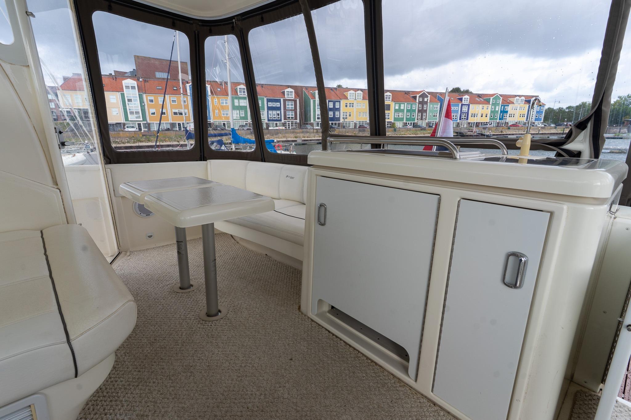 Cruisers Yachts 415 Express Motoryacht — foto 68 van 100