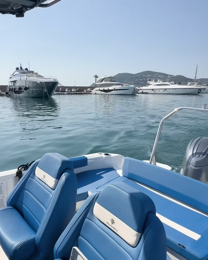 Jeanneau Cap Camarat 6.0 CC New Model — foto 4 van 11