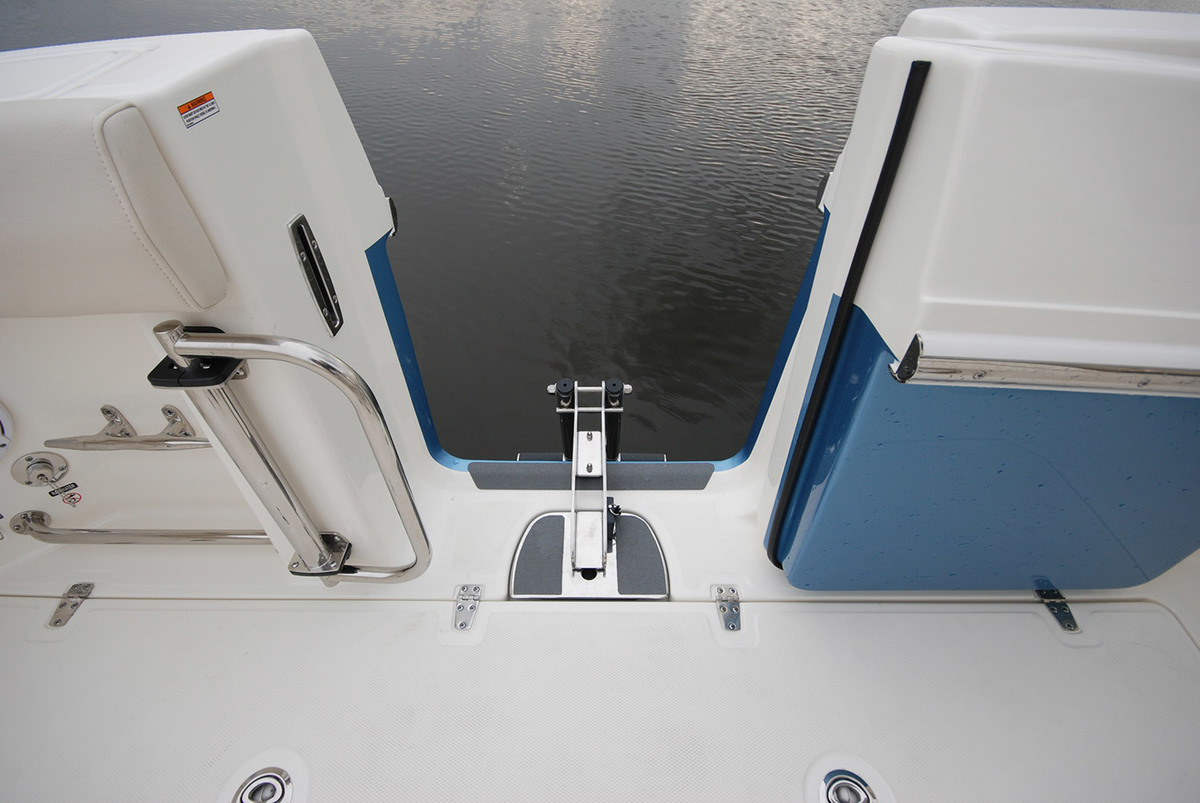 Boston Whaler 330 Outrage — foto 29 van 40