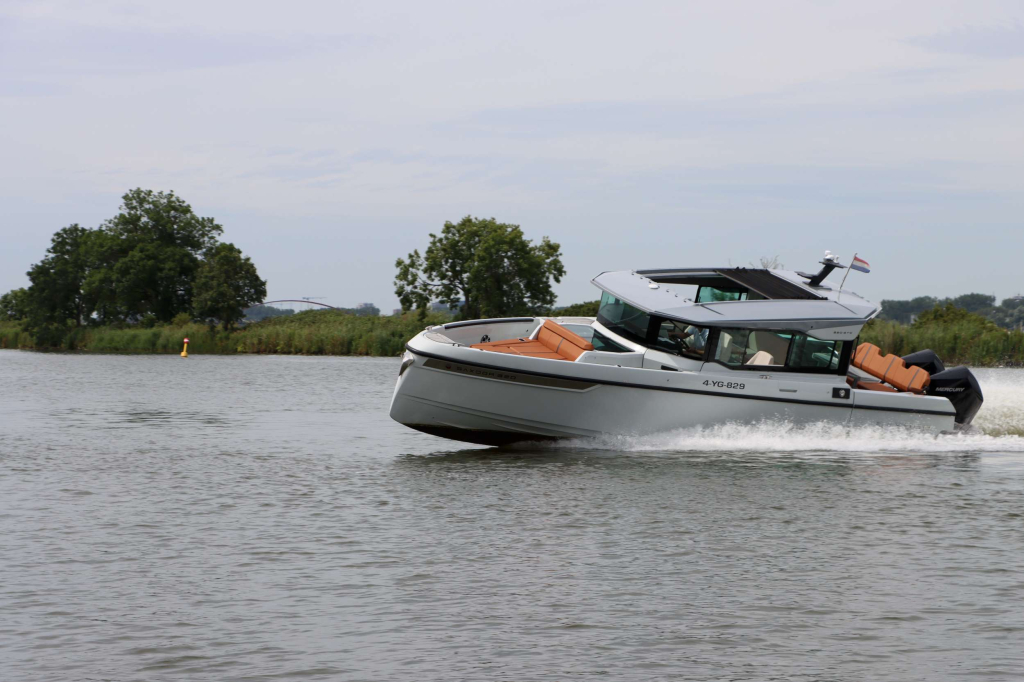 Saxdor Yachts 320 GTC — foto 12 van 39