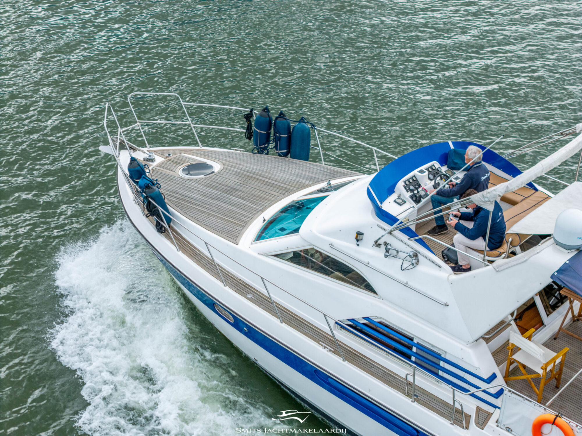 Astor 37 Flybridge — foto 45 van 54