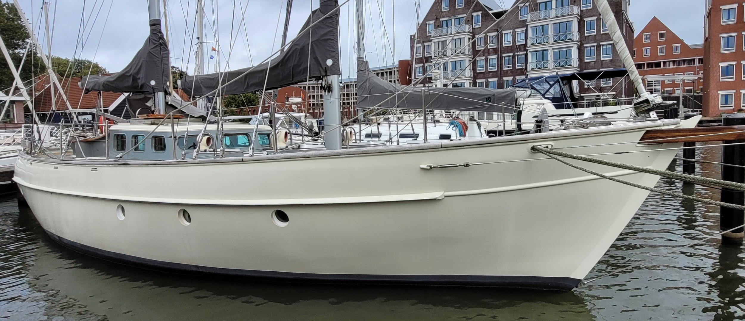 Pieter Beeldsnijder One Off — foto 1 van 73