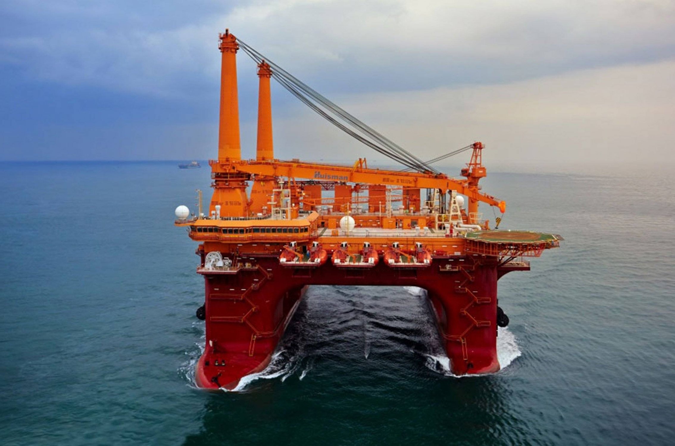 Offshore - Beroepsschip - Staal - 2013