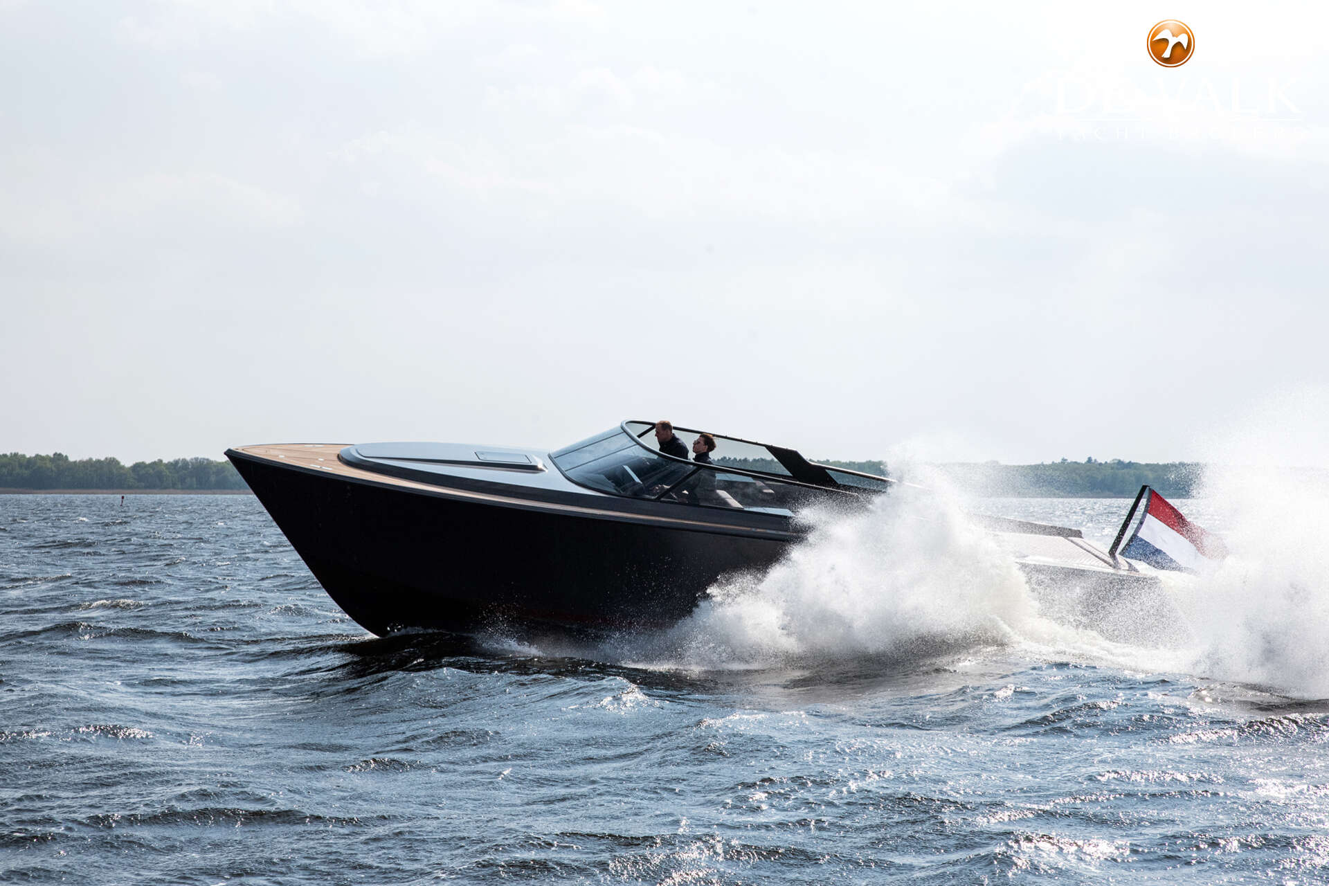 Reborn 38 Cabin — foto 5 van 33