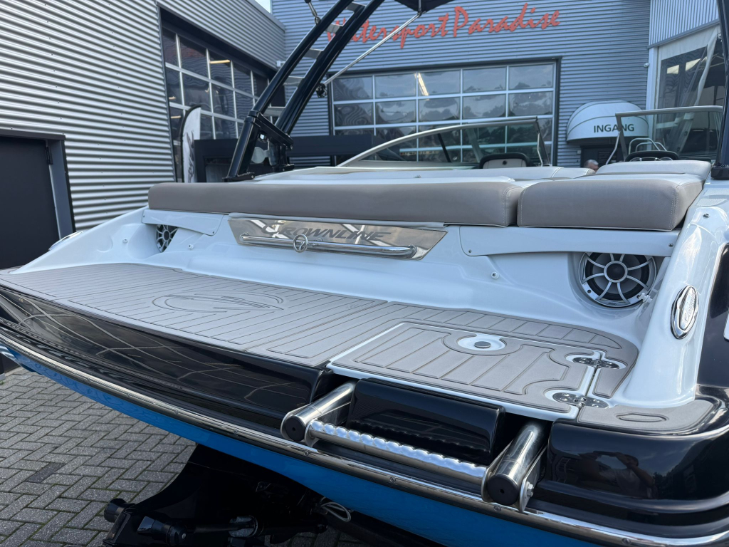 Crownline 225 SS — foto 9 van 12