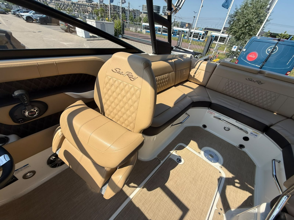 Sea Ray SLX 250 — foto 10 van 20