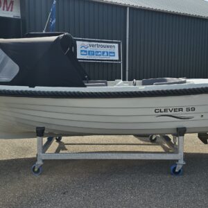 Oudhuijzer 720 diesel sloep met sole 33 mini. in aanbouw — foto 12 van 12