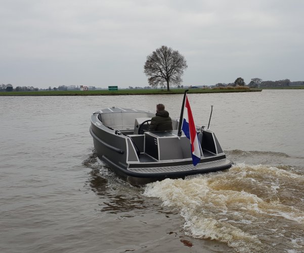 Van Vossen 600 tender DE GROOTSTE SLOEPENSHOWROOM VAN NEDERLAND — foto 6 van 10