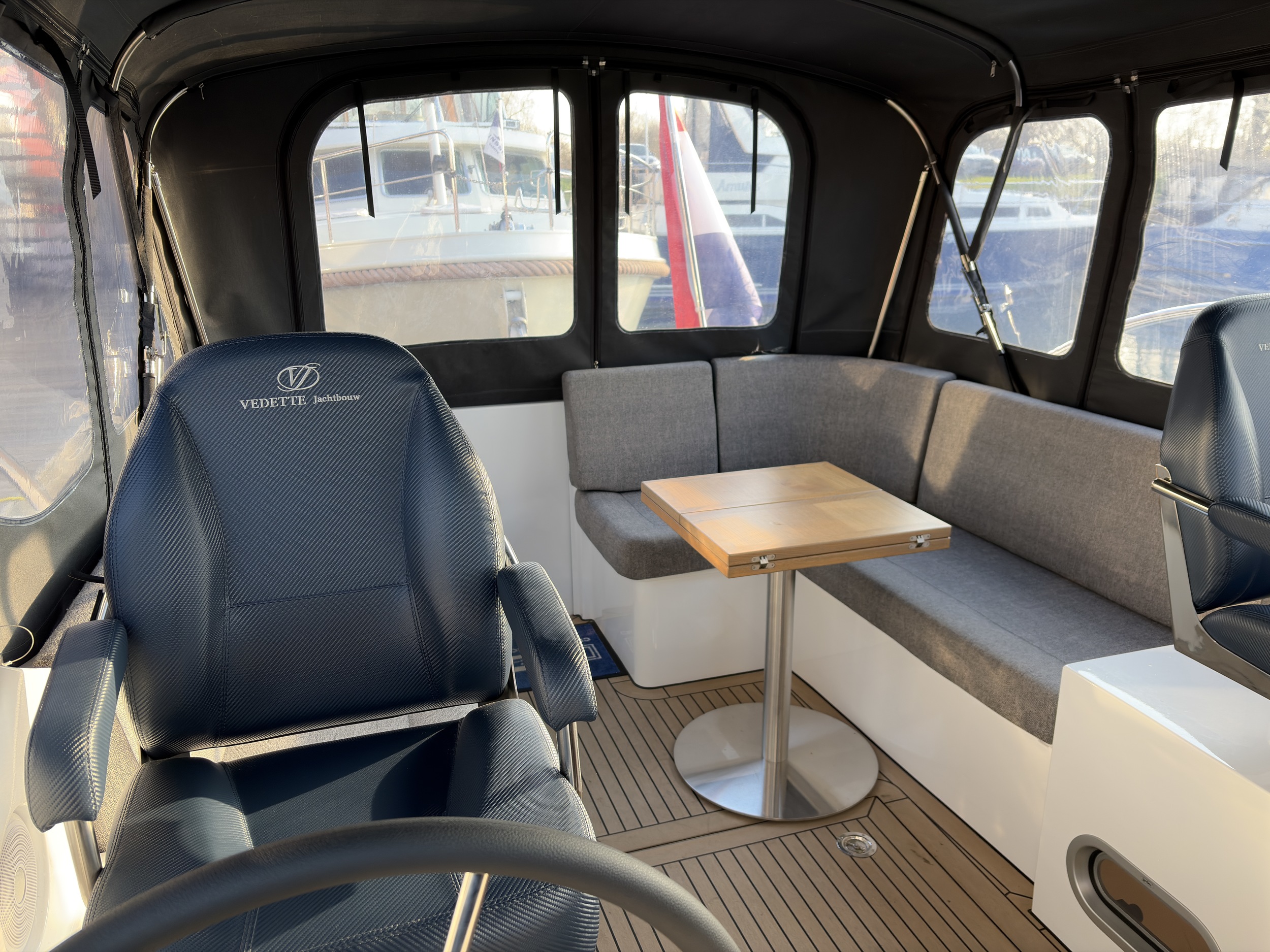 Vedette 37 Cabin Comfort Line — foto 12 van 28