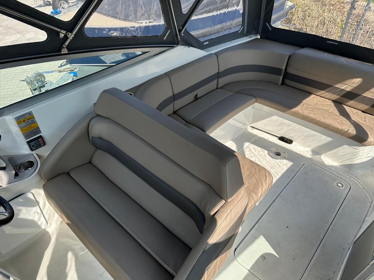 Formula F-280 SS Cuddy cabin — foto 11 van 27