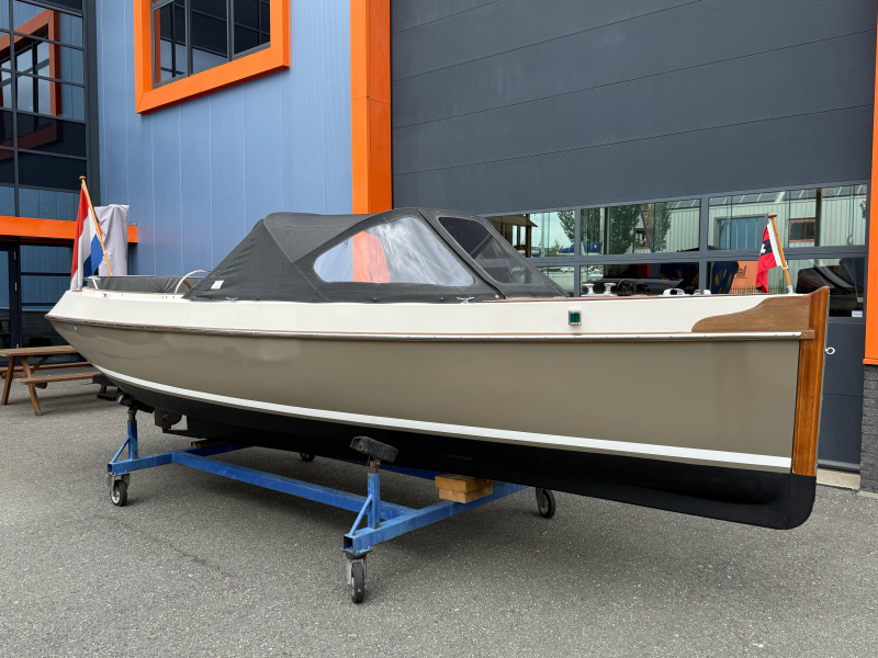 Mogano Easy Launch 6.8 — foto 2 van 12