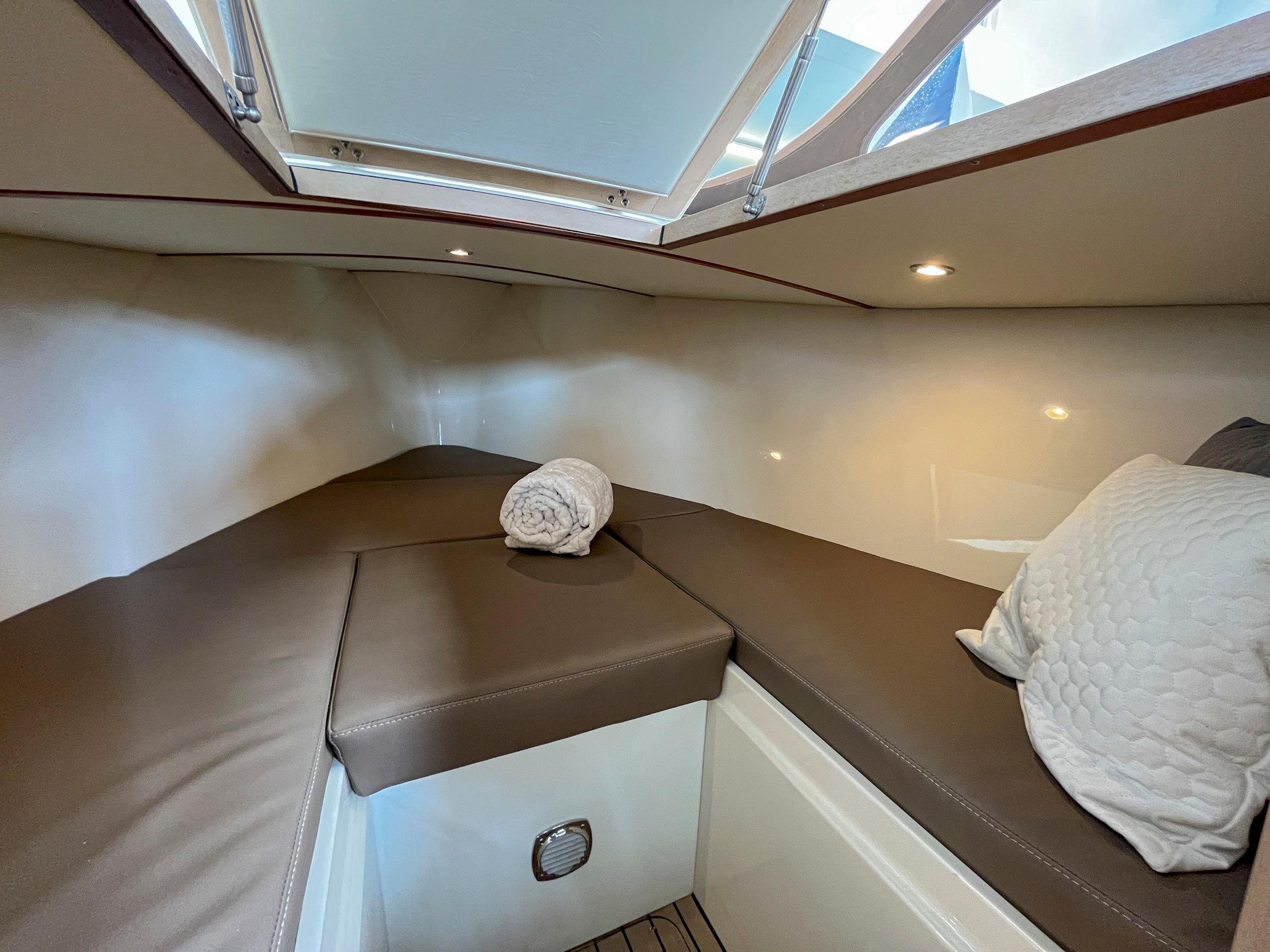 Venegy V30 Classic Cabin — foto 21 van 25