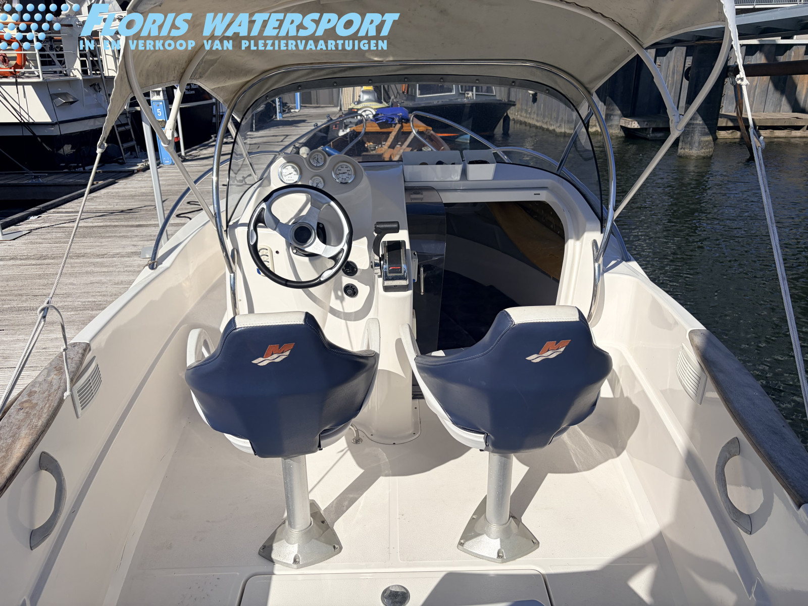 Quicksilver Activ 555 — foto 7 van 11