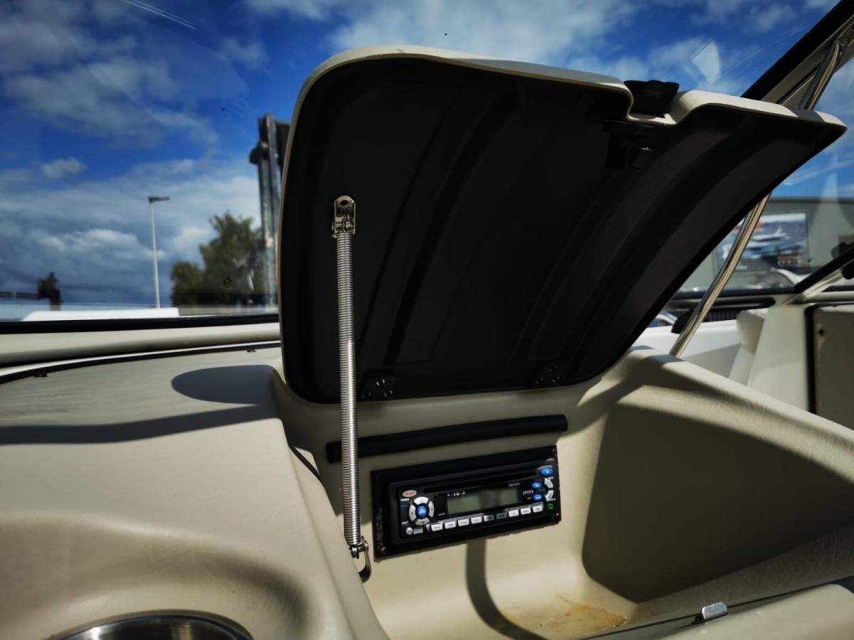 Glastron GT 185 — foto 14 van 20
