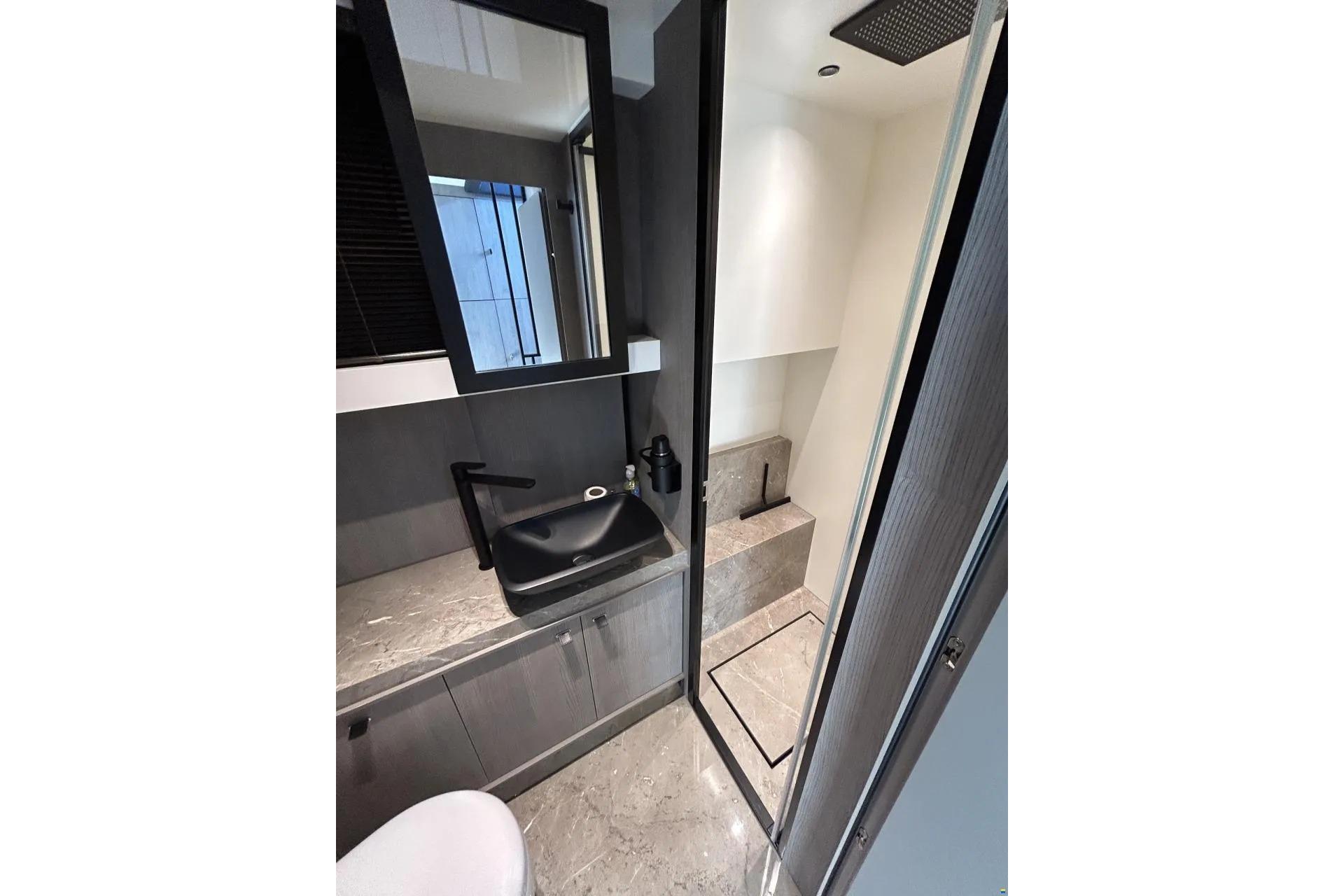 Cranchi A46 Luxury Tender — foto 16 van 21