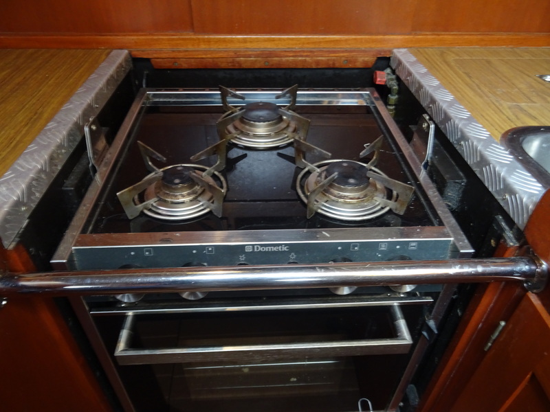 Hallberg Rassy 352 MKII — foto 15 van 45