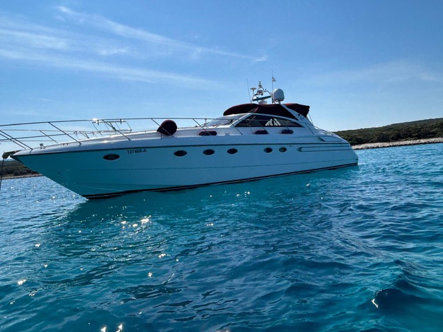 Princess V52 - BluYachting