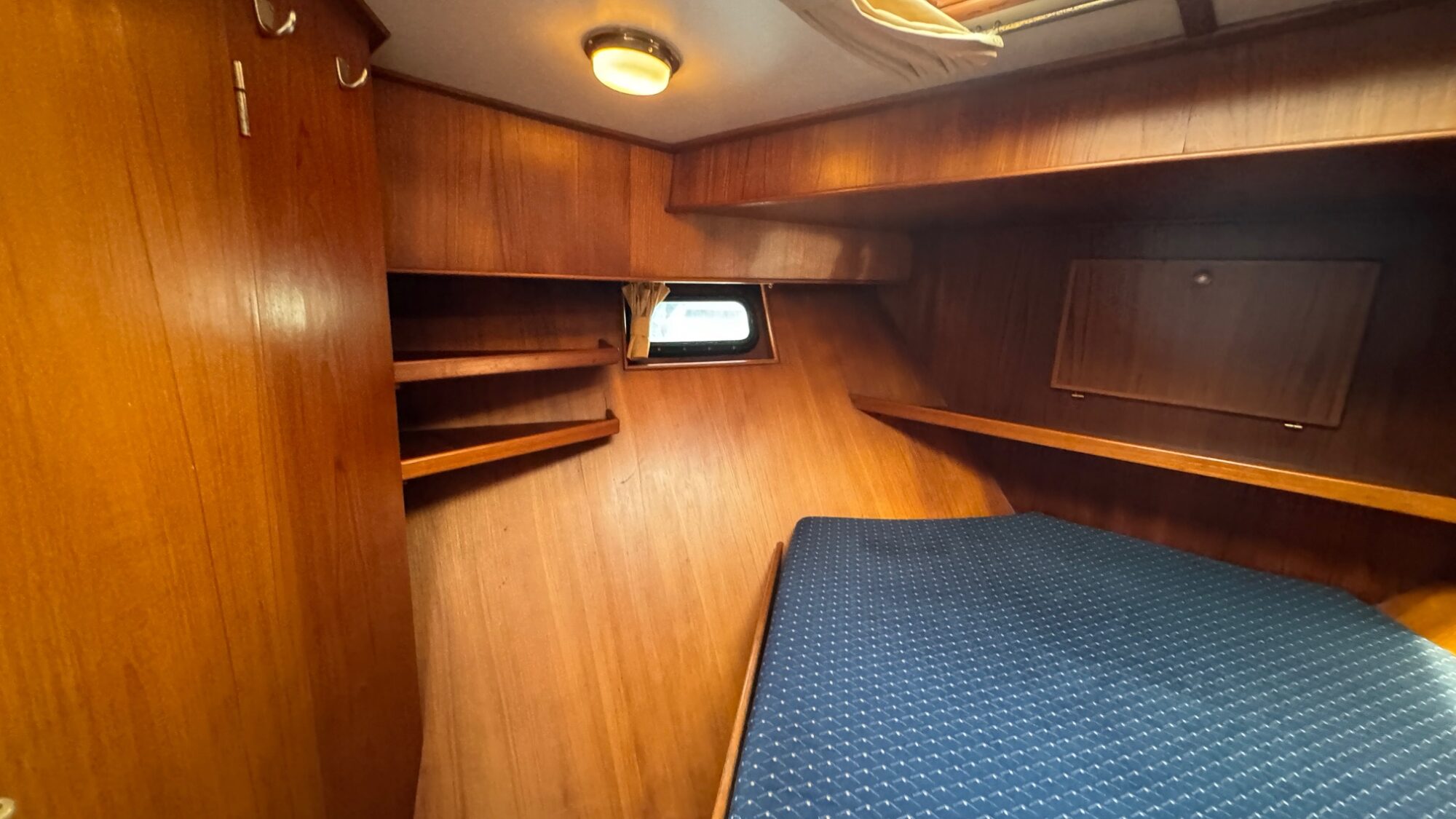 Vri-Jon Contessa 37 AK Cabrio — foto 16 van 29