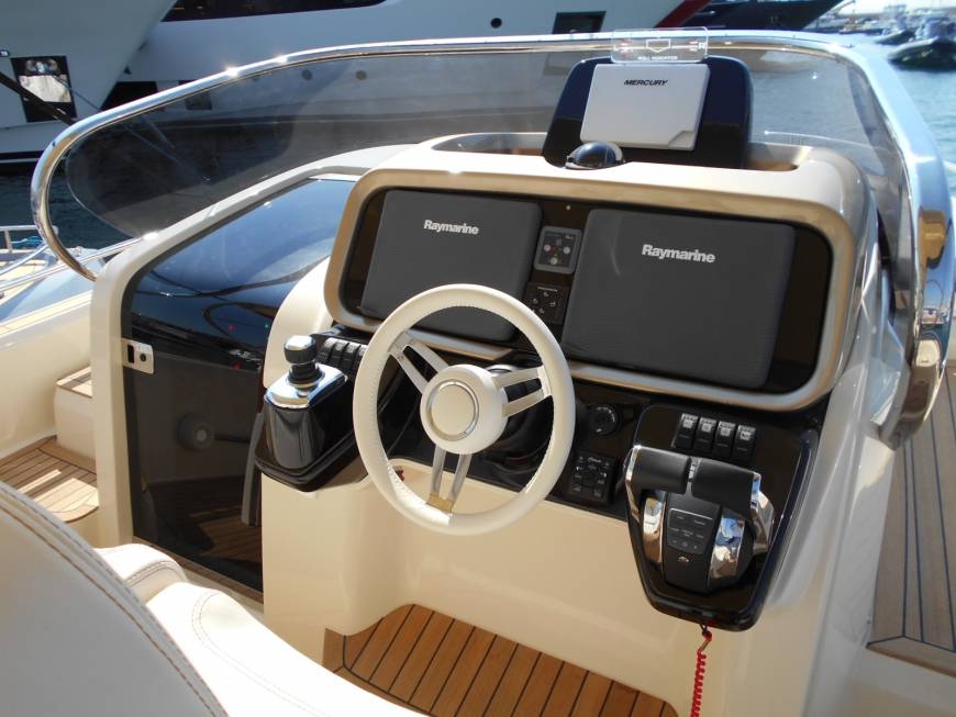 Invictus yachts Invictus 370 GT — foto 11 van 25