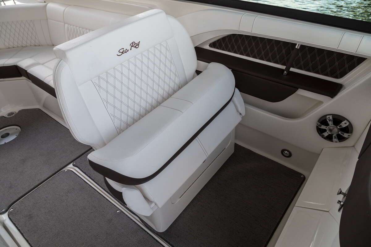 Sea Ray SLX 310 — foto 9 van 16
