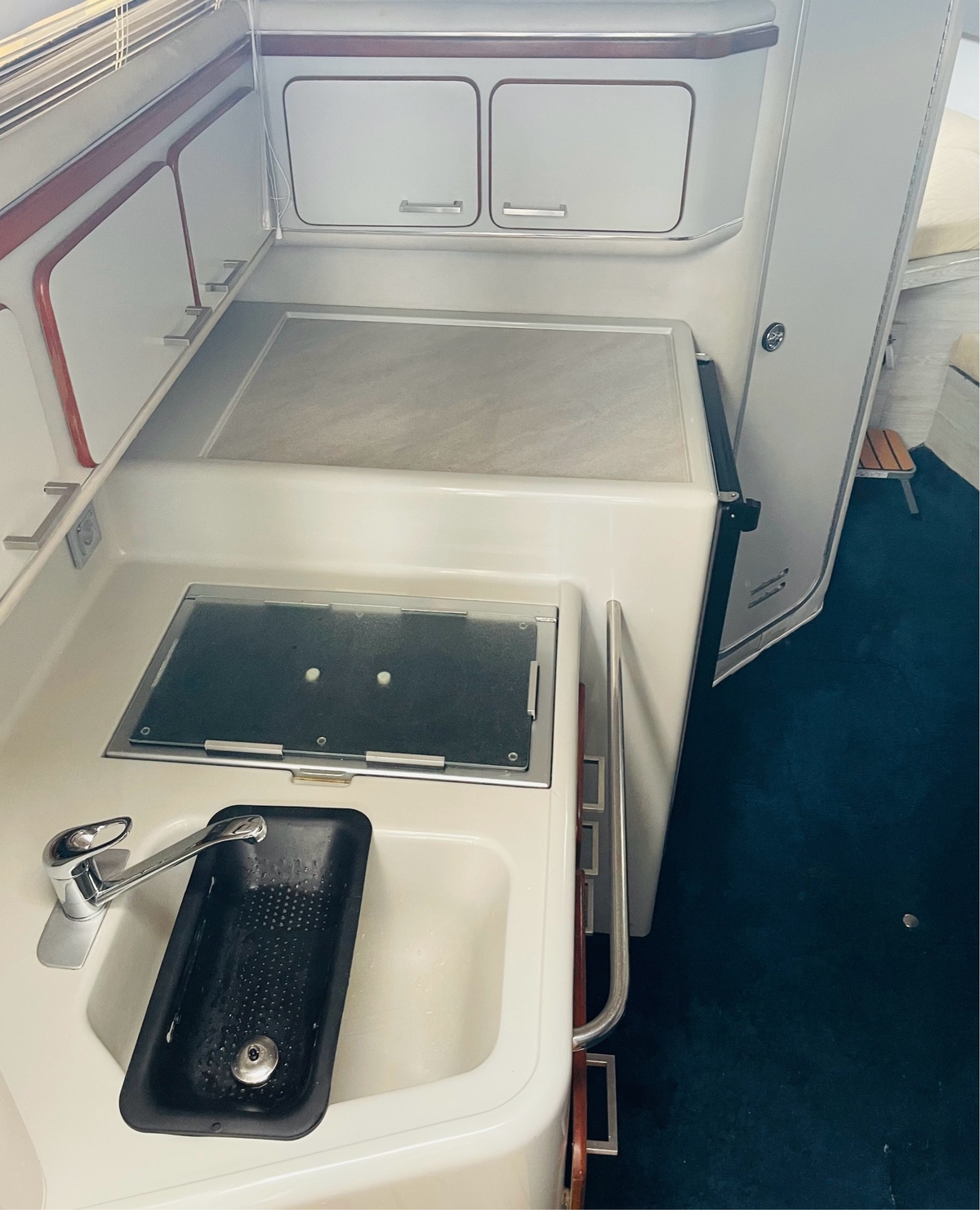 Sea Ray 310 Sundancer — foto 30 van 49