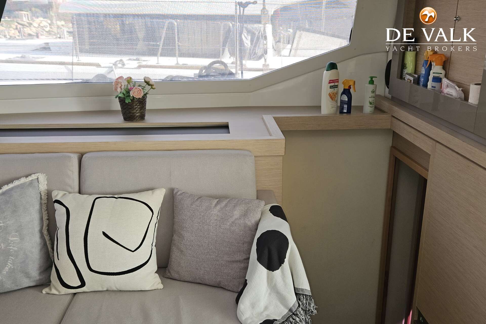 Fountaine Pajot Astrea 42 — foto 25 van 39