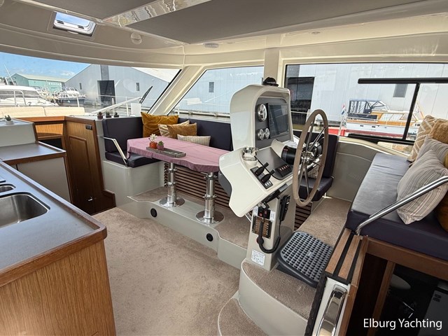 Bavaria E40 Flybridge — foto 3 van 87