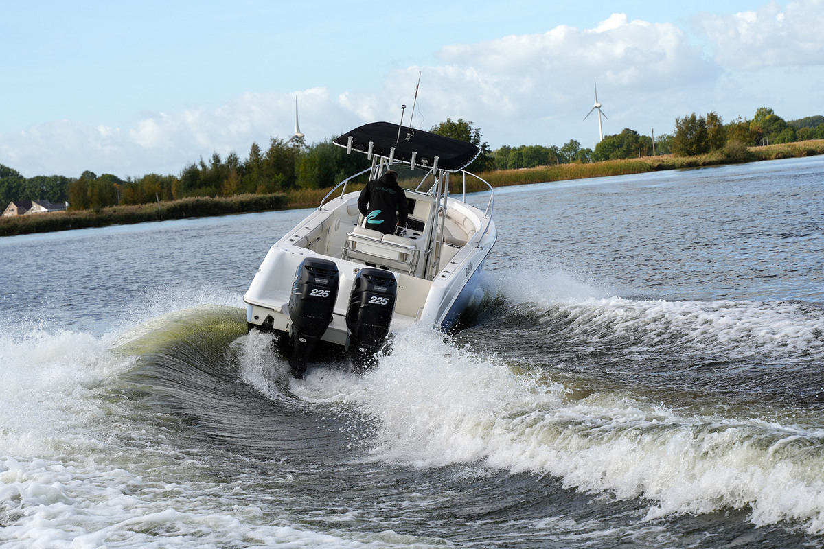 Boston Whaler 270 Outrage — foto 10 van 44