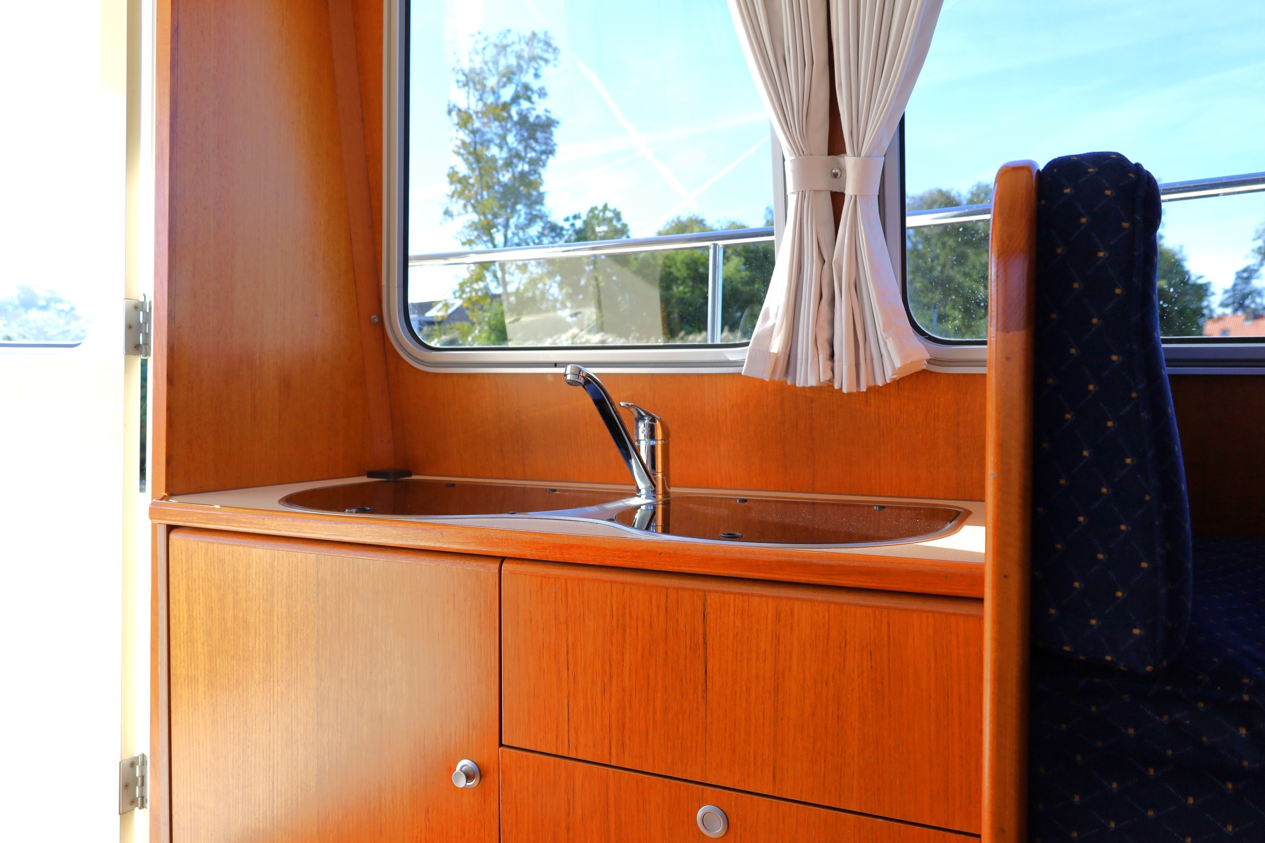 Cantia 28 Cabin Cruiser — foto 26 van 32
