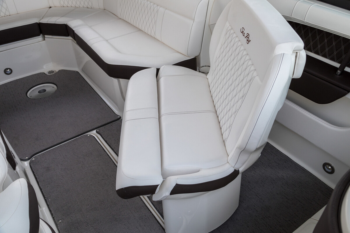 Sea Ray SLX 310 — foto 8 van 16