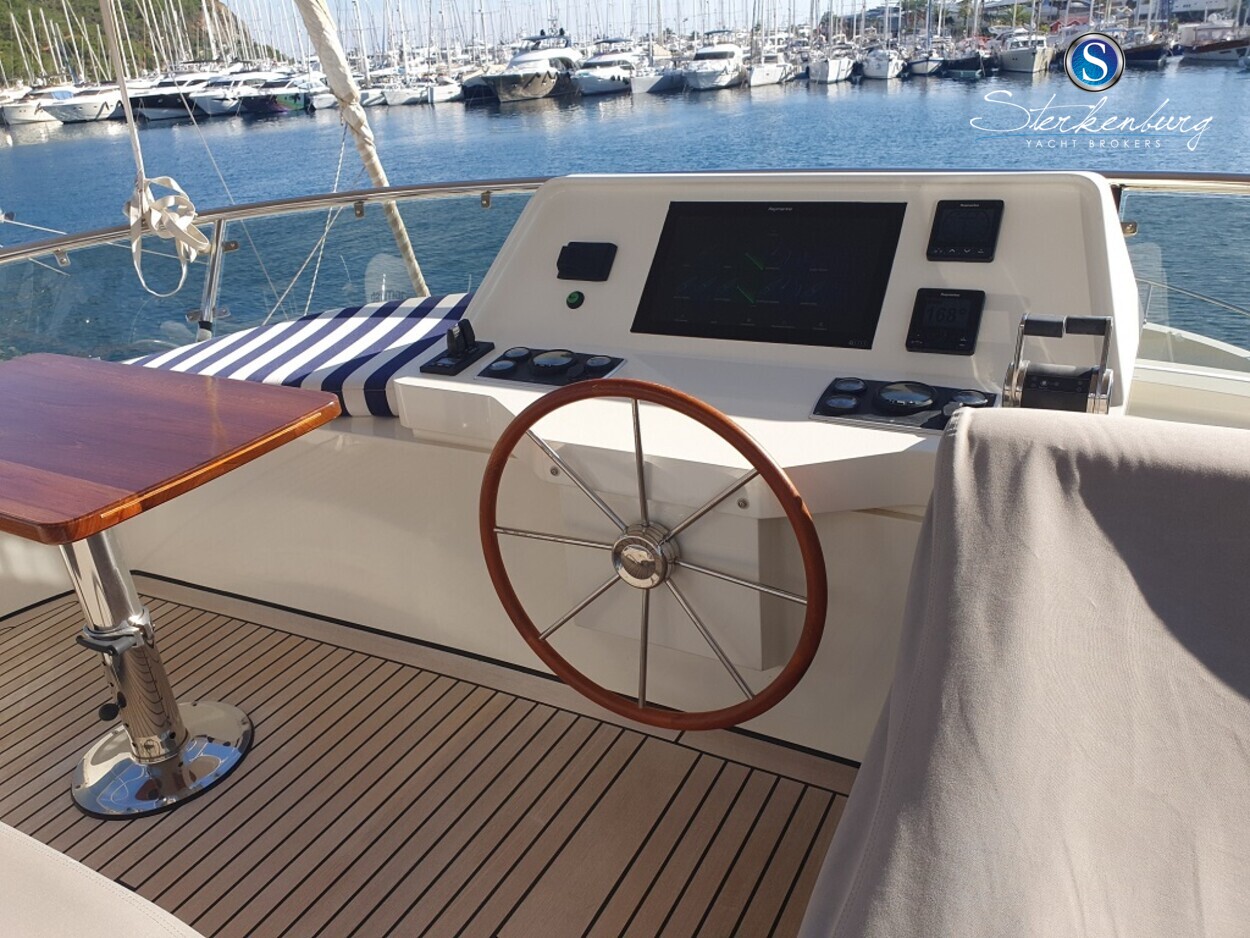 Alm Delfino 60 — foto 13 van 48