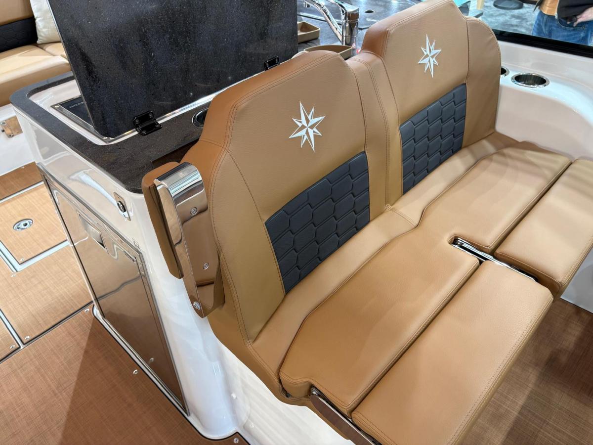Jeanneau TH33 Twin-Hull — foto 8 van 29