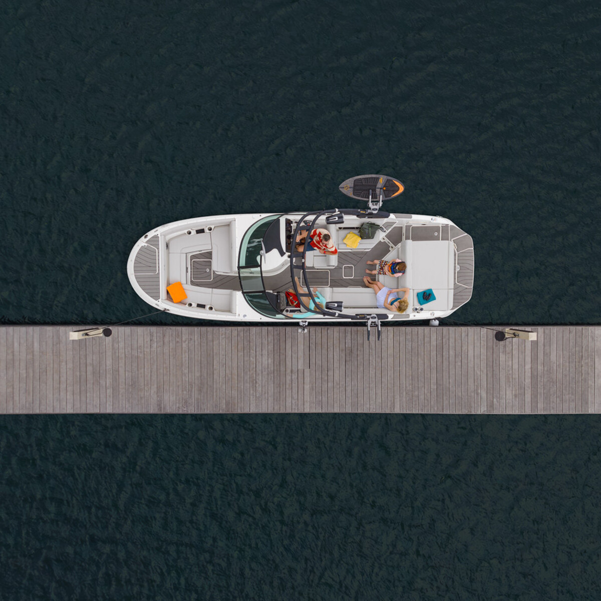 Sea Ray SDX 270 Surf — foto 40 van 41