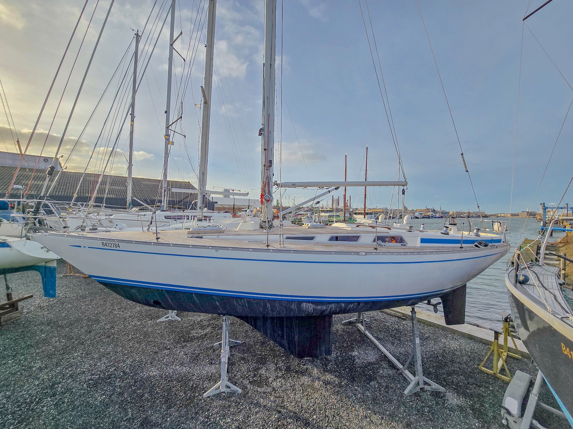Swan 38-076 — foto 1 van 7