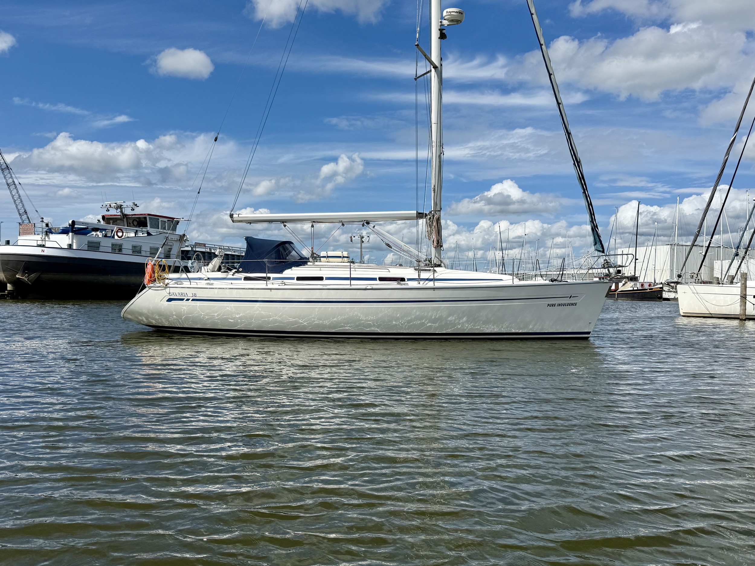 Bavaria 38-3 — foto 2 van 13