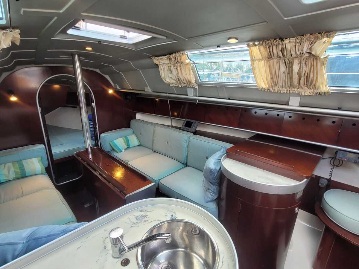 Beneteau First 32S5 — foto 7 van 53
