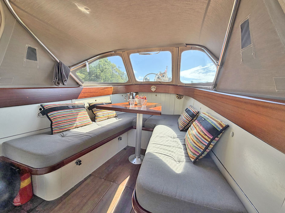 ex Marine Motorsloep 30 — foto 19 van 37