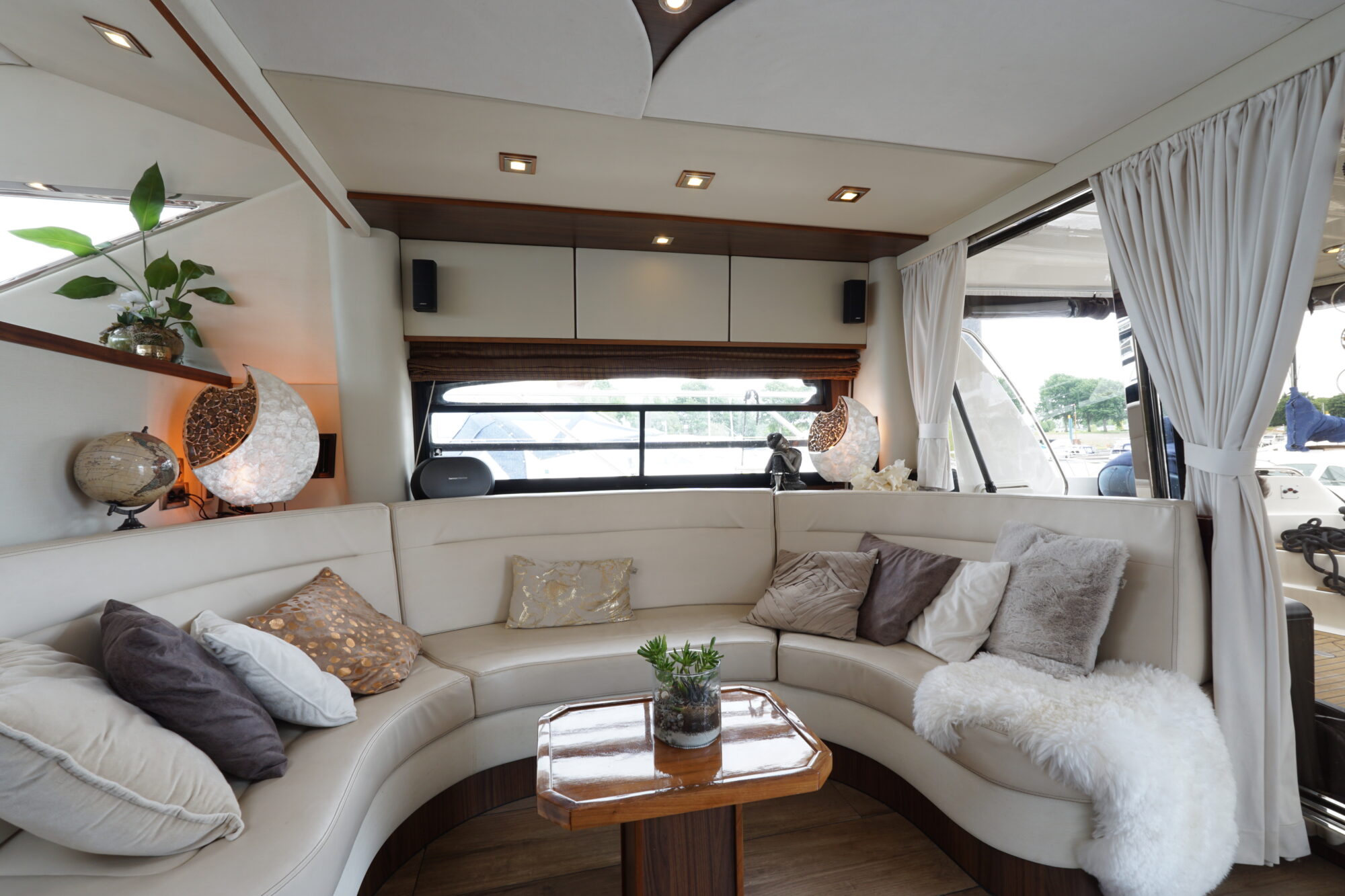Sunseeker 62 Manhattan — foto 6 van 86