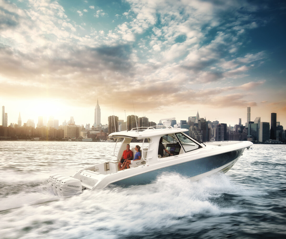 Boston Whaler 380 Realm — foto 2 van 32