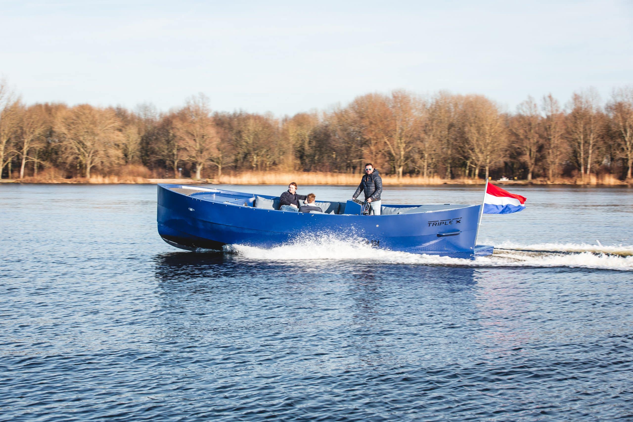 Triple X800 — foto 7 van 14
